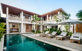Villa Nakula By Balisuperhost